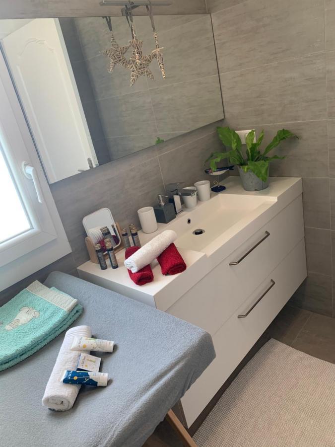 Cassis Village Options Parking And Baby Экстерьер фото