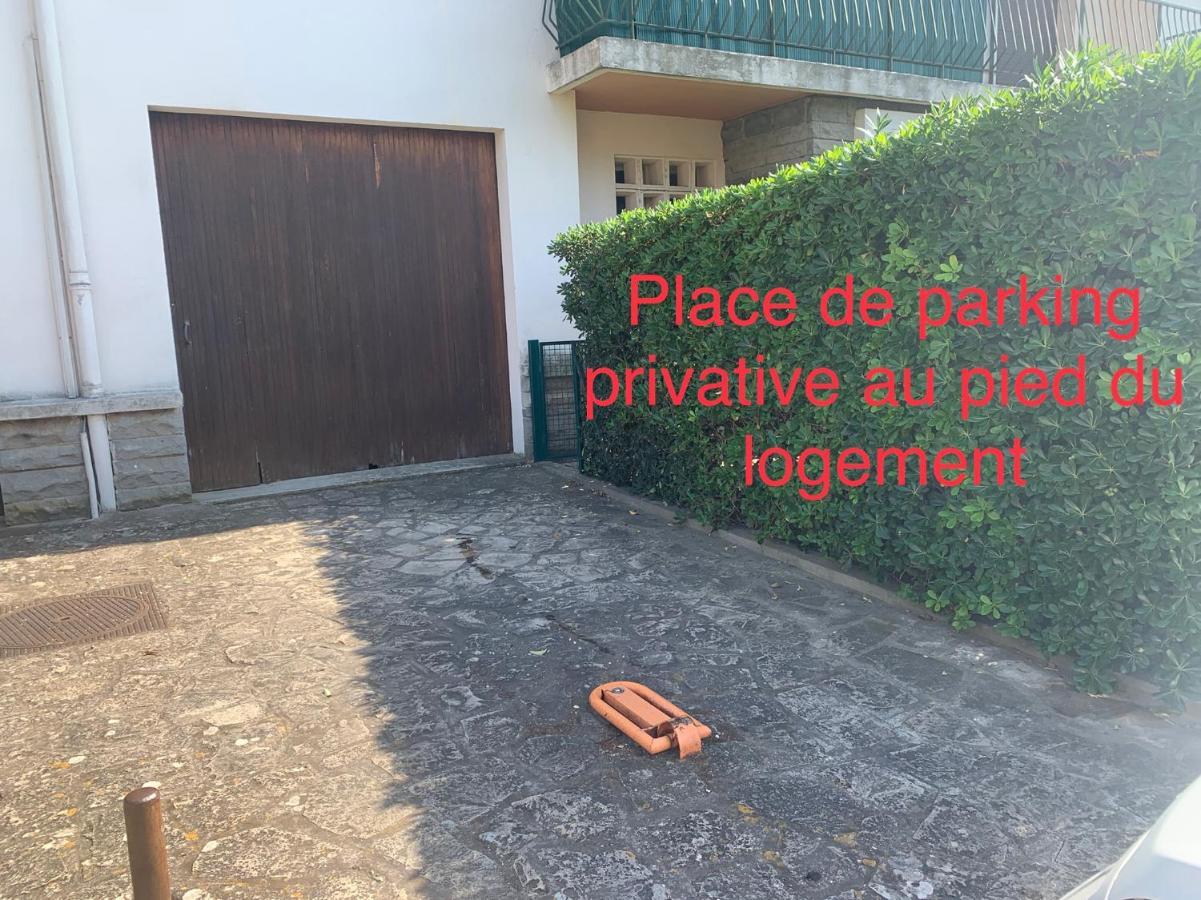 Cassis Village Options Parking And Baby Экстерьер фото
